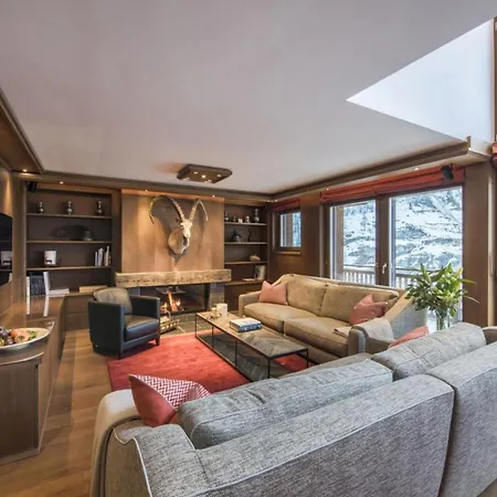 Hauss Leyron Elegant Alpine Retreat With Unforgettable Views Шале *